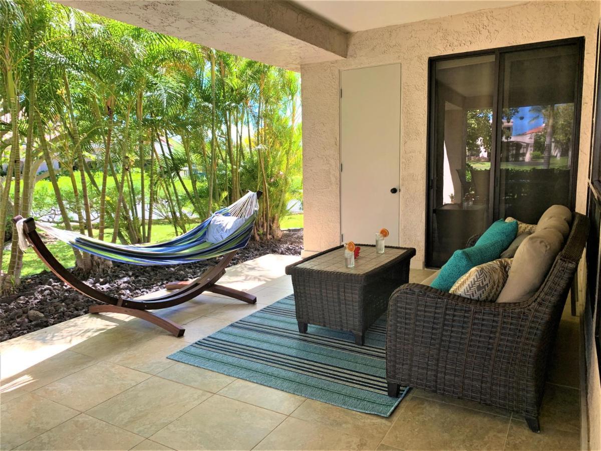 Coconut At Shores - Waikoloa